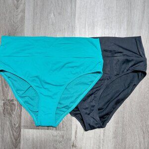 Catalina Swimwear Women's Bikini Bottom Set of 2 Size Small